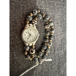 Viva Beads Silver Tone Women’s Quartz Watch